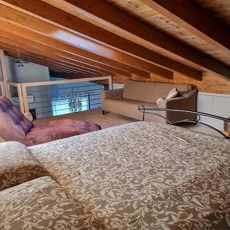 Loft Civico 12 * Pian Camuno